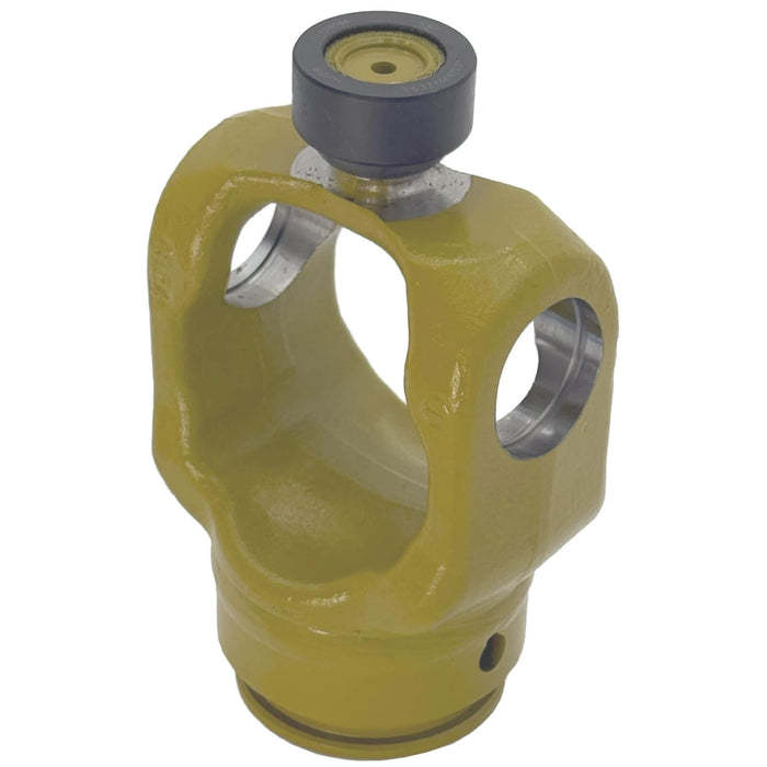 PTO yoke with Profile S4 (star tubing) for Walterscheid RG P580 CV drivelines. Inboard yoke design with roll pin mount. Front View. Part 133990E – also part 1133990, 133990